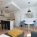 Bajana Апартаменты